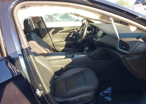 2018 Buick Regal Essence from USA, damaged, VIN W04GP6SX6J1123668